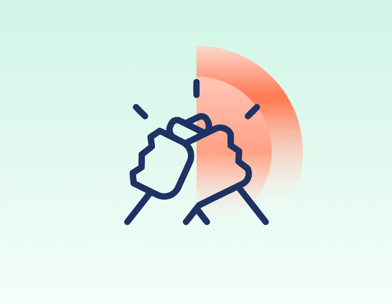 Key feature palm clasp